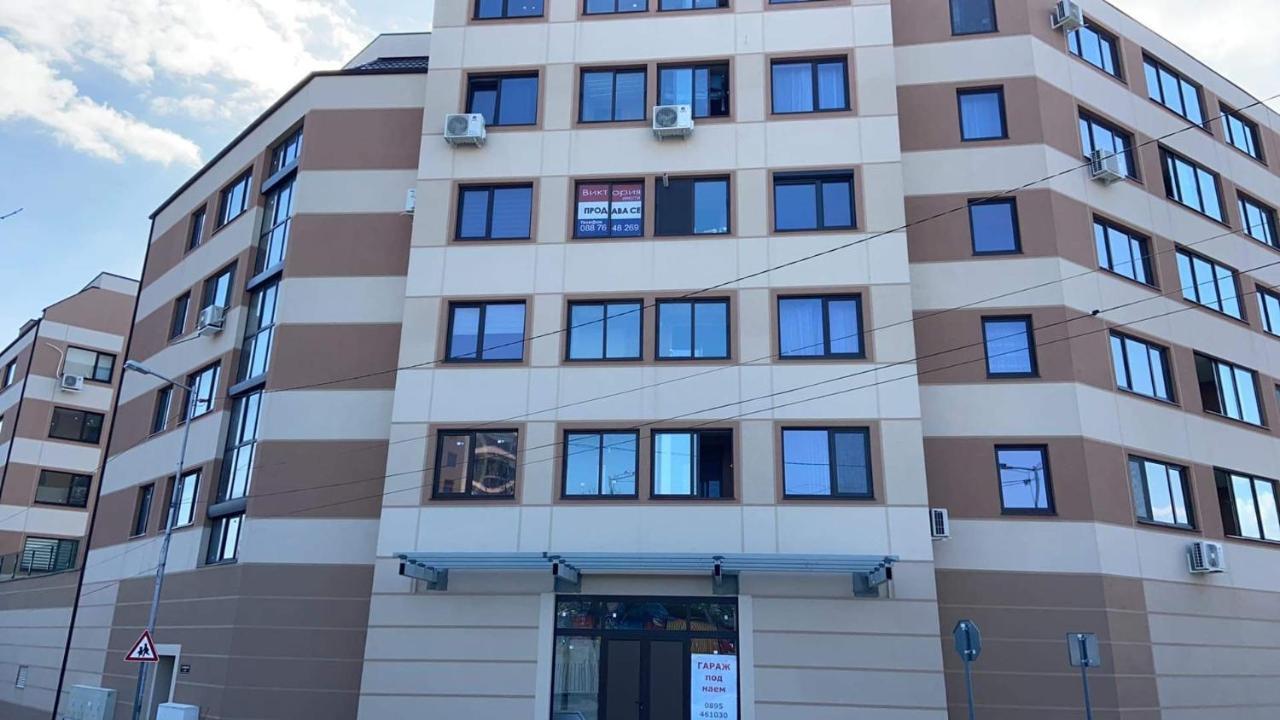 Flowers Garden Apartment Veliko Tarnovo Luaran gambar
